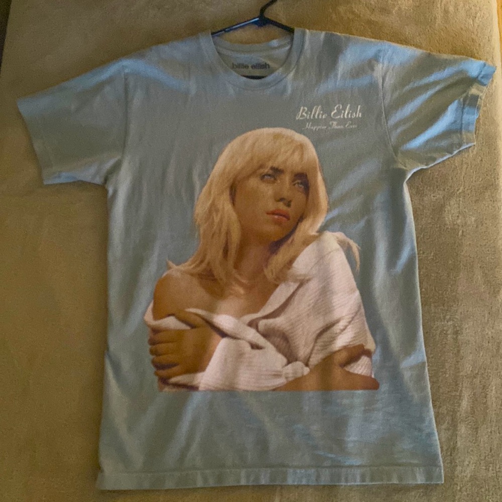 Billie Eilish light blue T-shirt men size Large bought from hot topic
